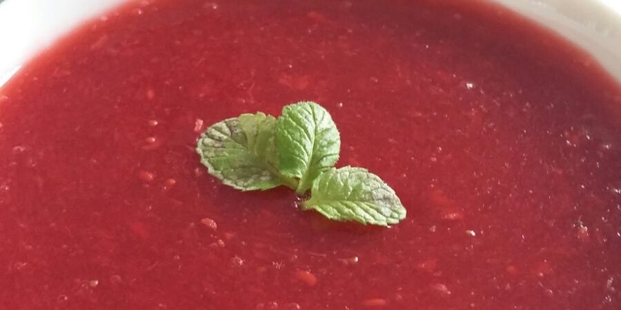 domowy kisiel z malin i truskawek